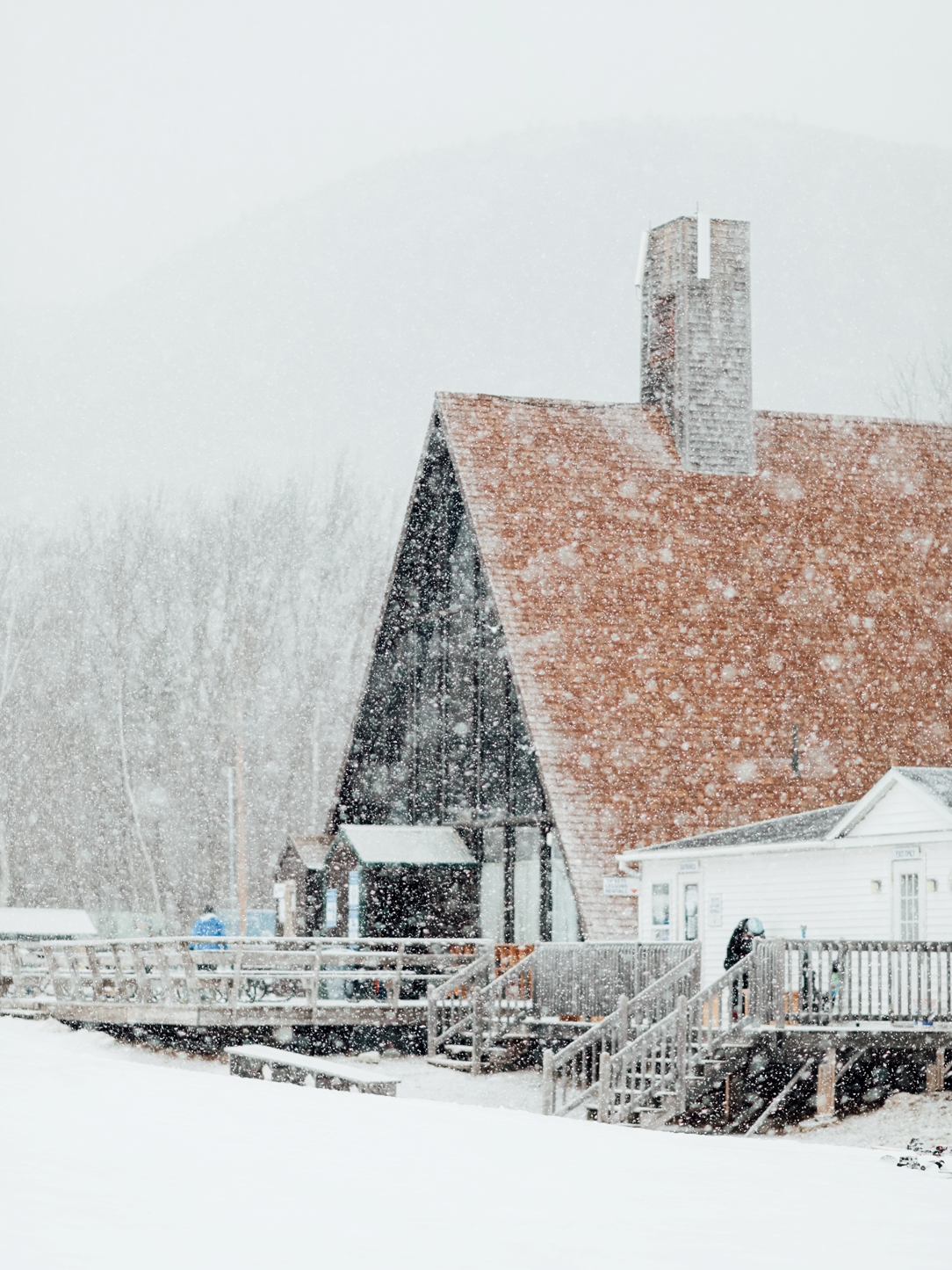 Camden Snow Bowl lodge